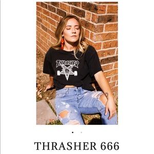 Graphic thrasher tee